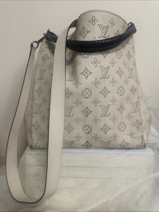 Louis Vuitton Handbags - 💯% Louis Vuitton Mahina Babylone PM Hobo Galet Taupe (2015) LV Lock w/purchase